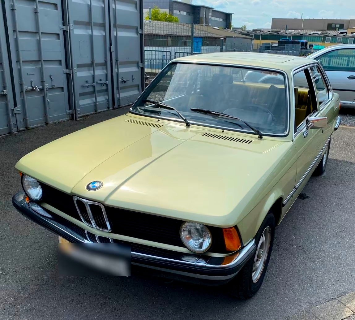 Image of BMW E21